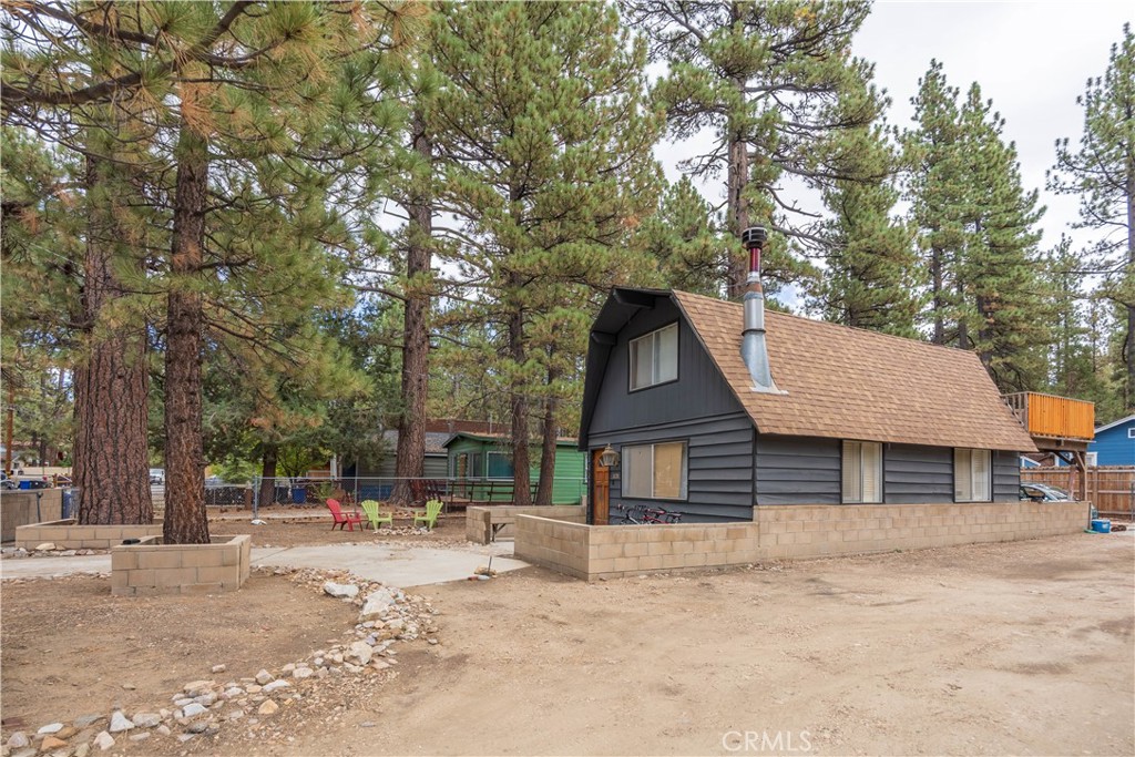 828 W Sherwood Boulevard