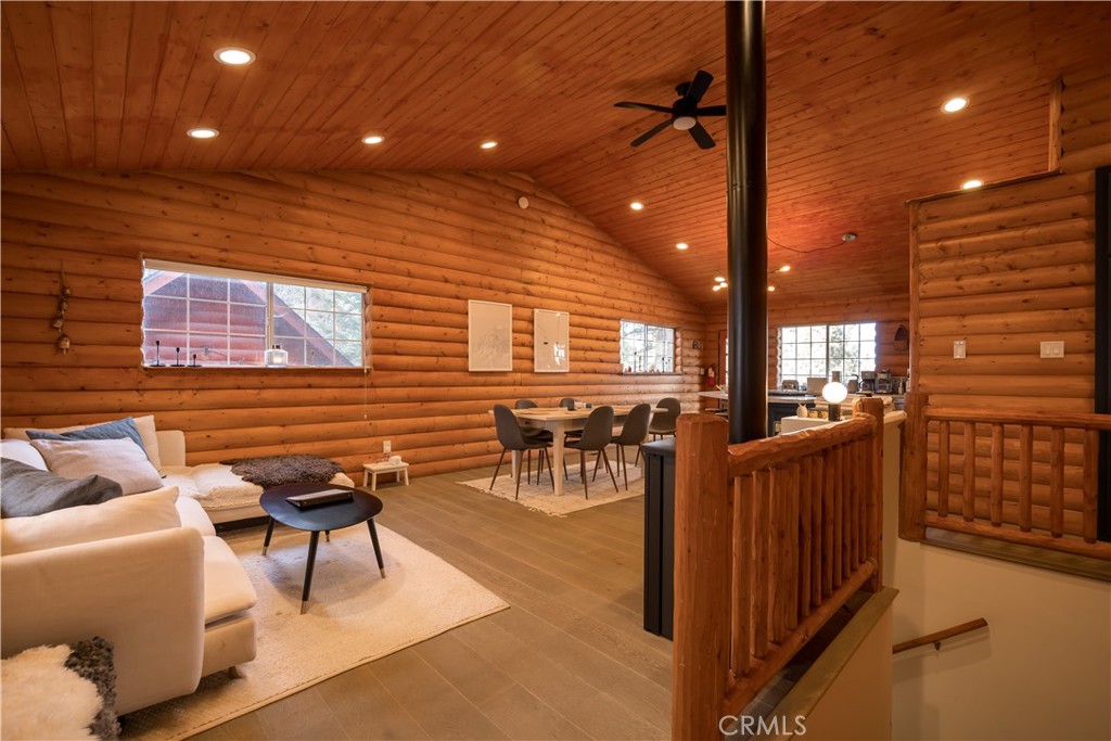 42947 Dogwood Drive