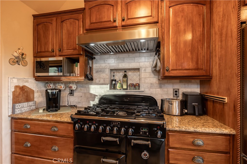 26335 Walnut Hills Drive