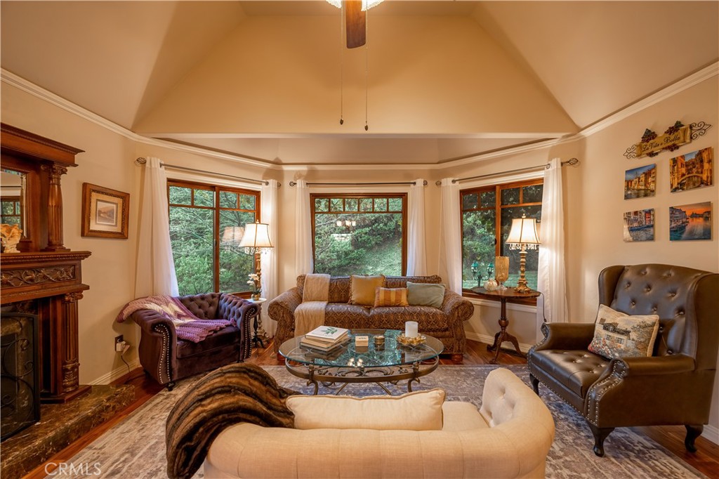 26335 Walnut Hills Drive