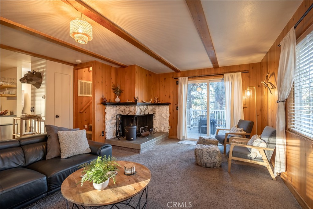 550 Villa Grove