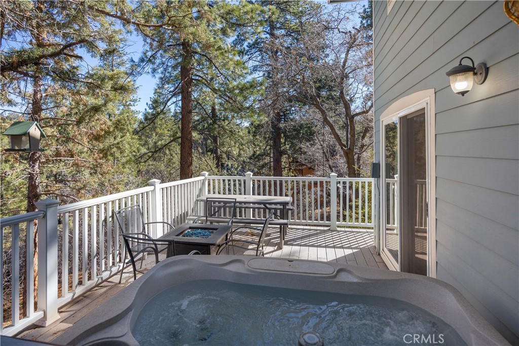 550 Villa Grove