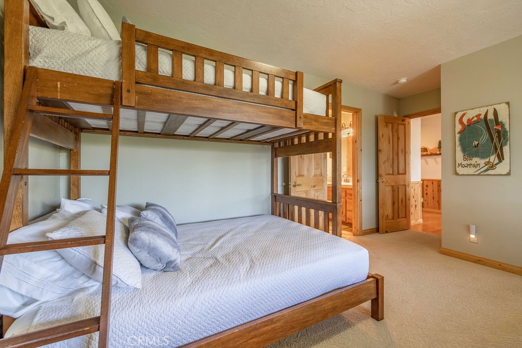 305 Starlight Circle