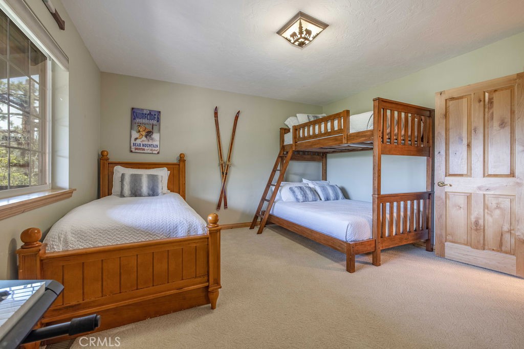 305 Starlight Circle