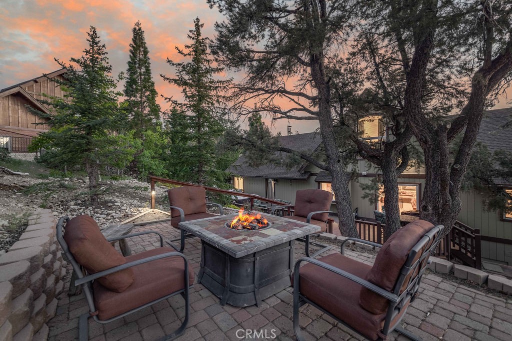 305 Starlight Circle