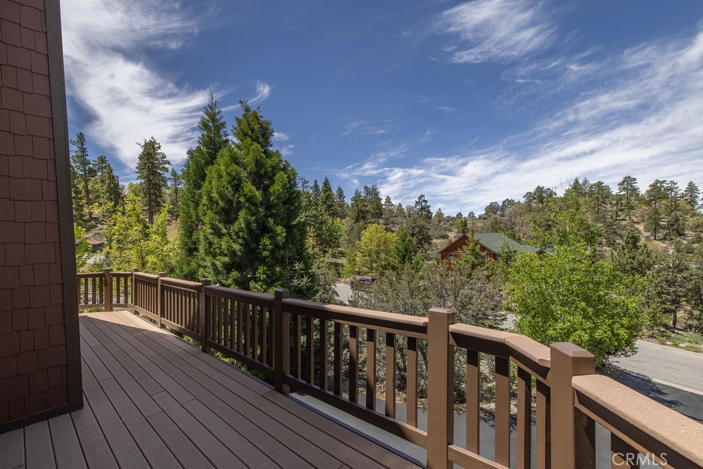 305 Starlight Circle