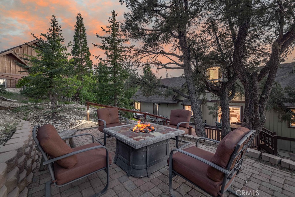 305 Starlight Circle