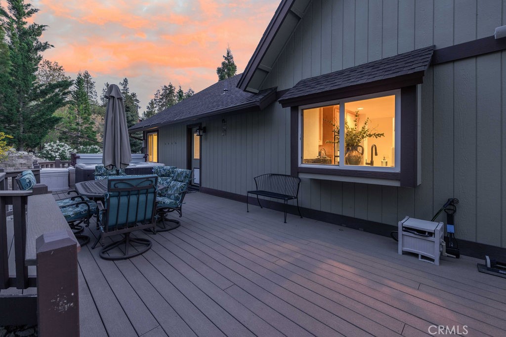 305 Starlight Circle