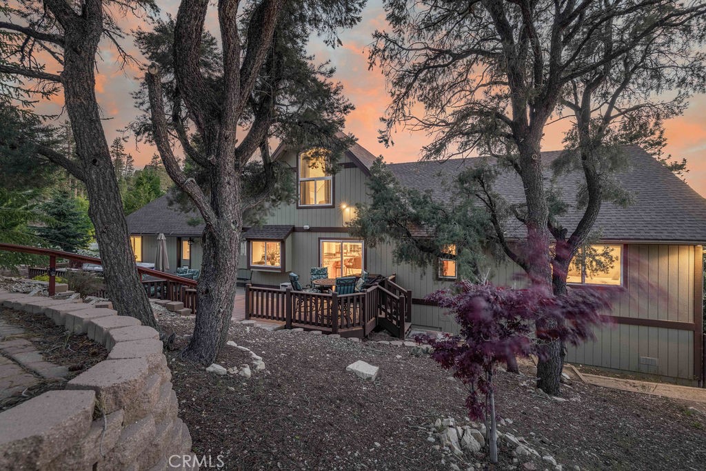 305 Starlight Circle