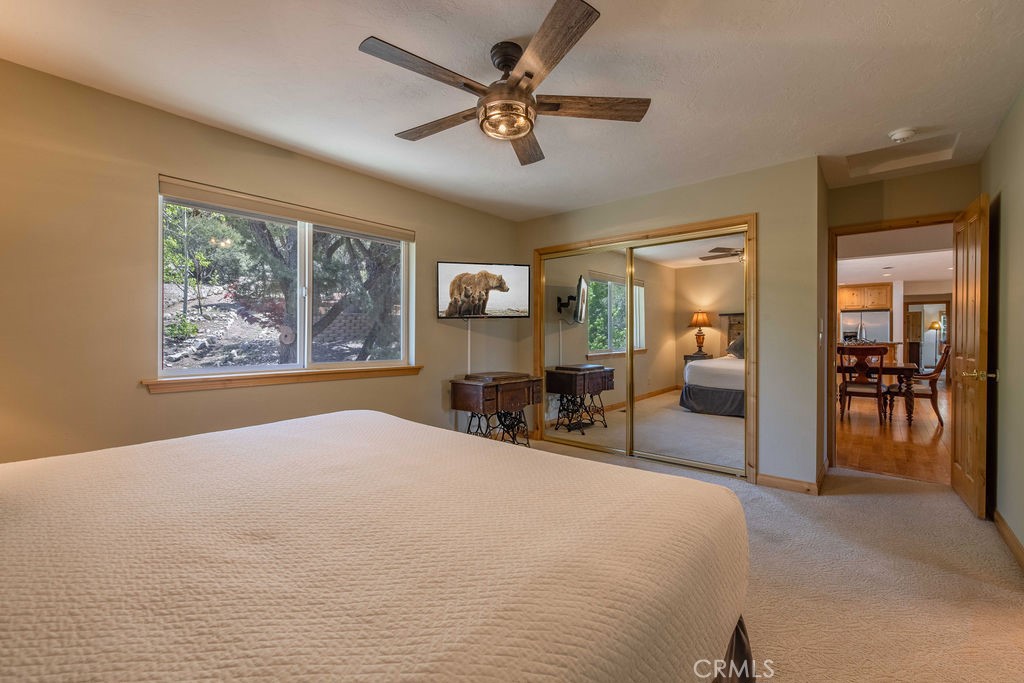 305 Starlight Circle