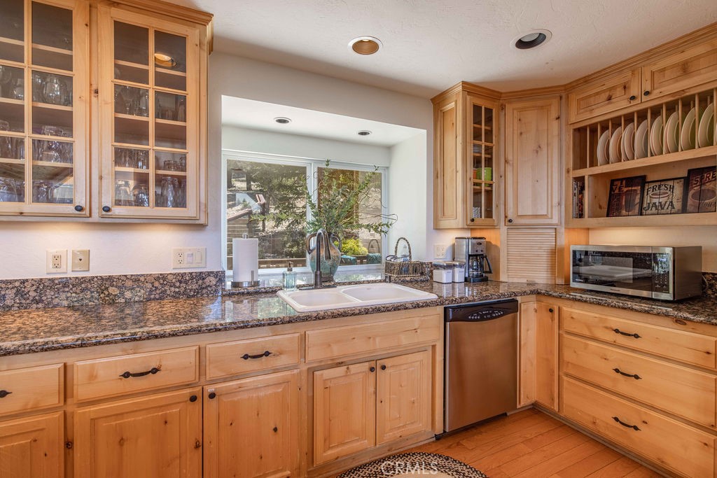 305 Starlight Circle