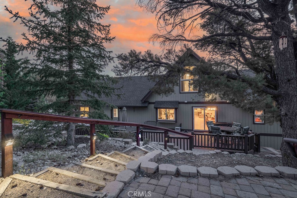 305 Starlight Circle