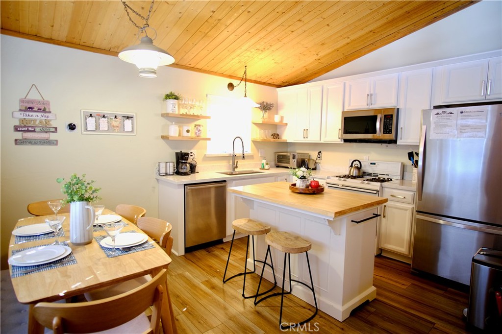 43354 Deer Canyon