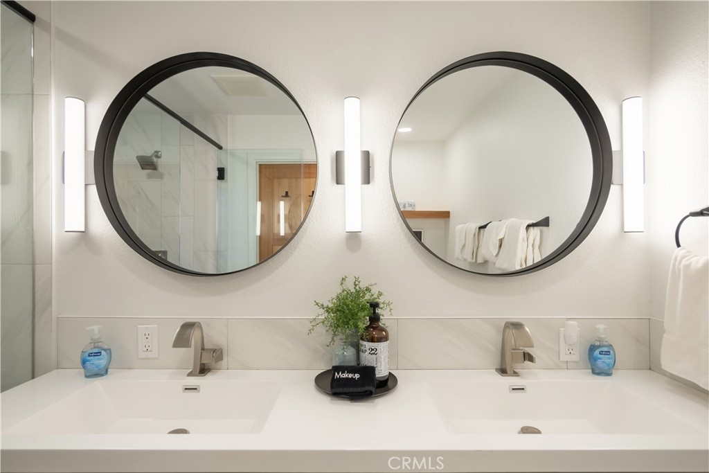 38994 Willow Landing