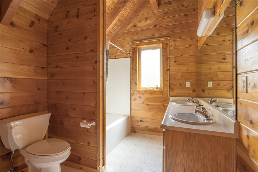 33291 Wild Rose Drive