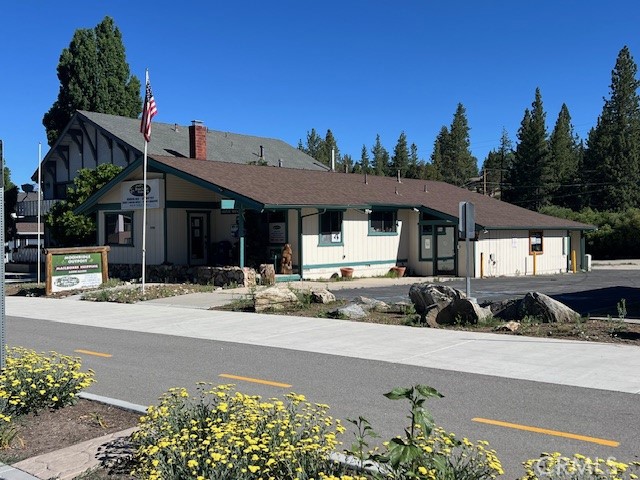 42592 Moonridge Road