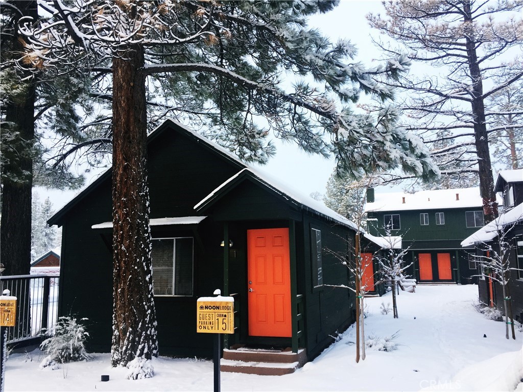 214 Lagunita