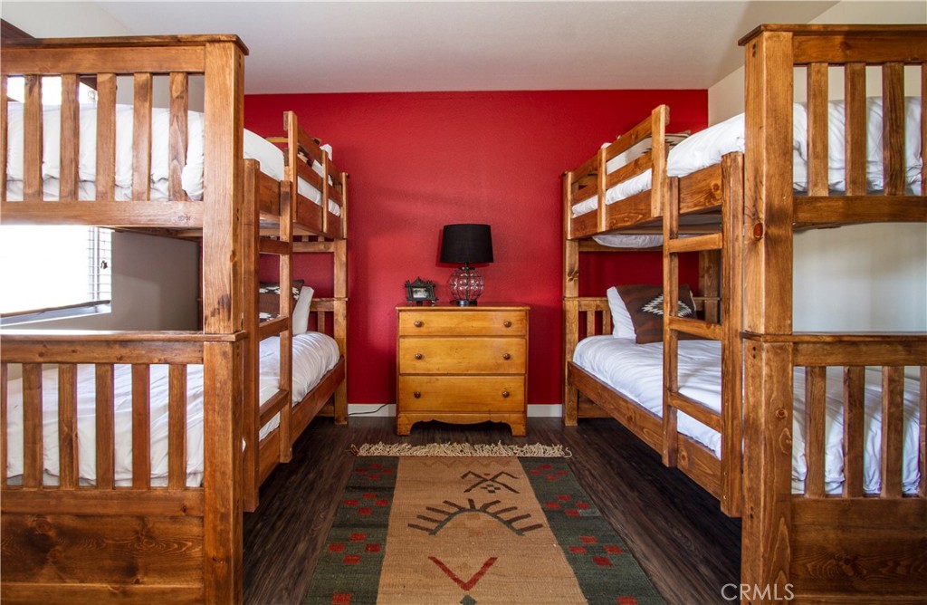 214 Lagunita