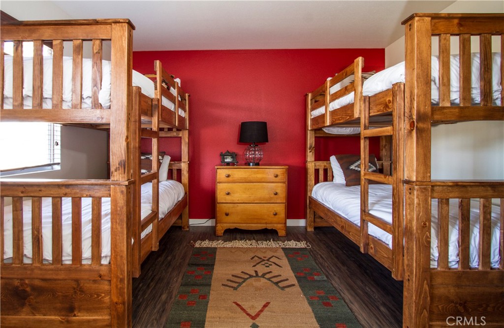 214 Lagunita