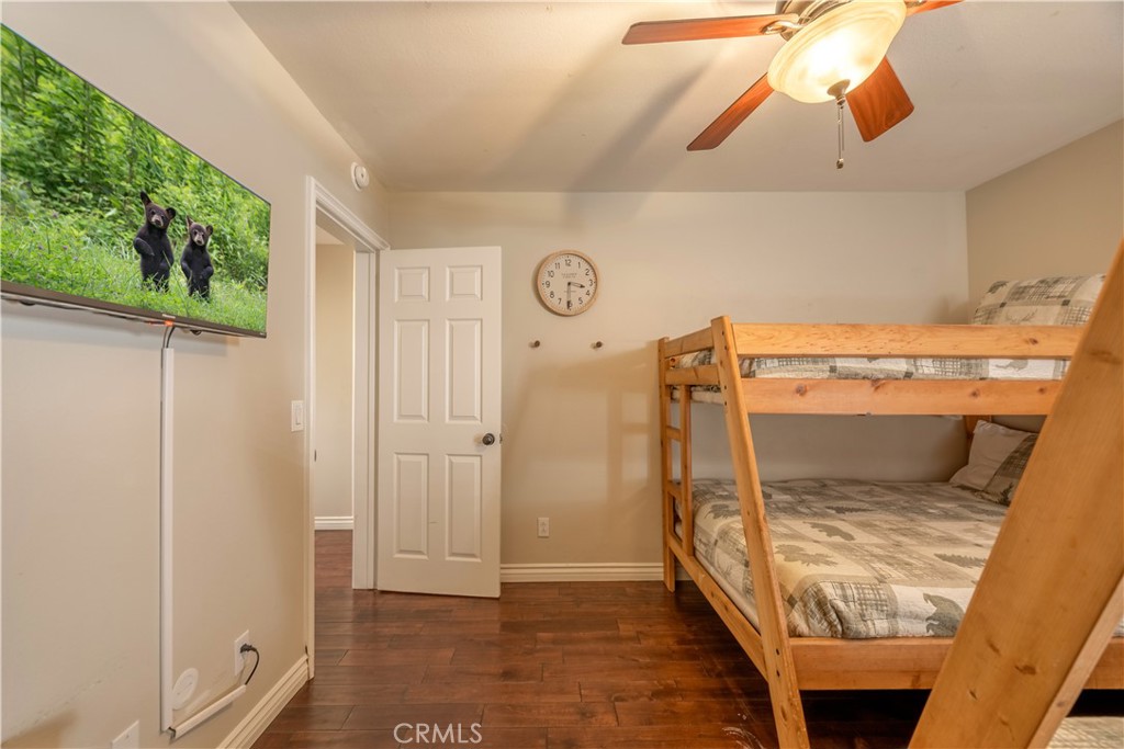 852 Cameron