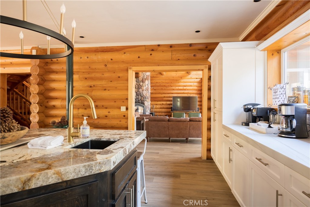 125 Starvation Flats Road