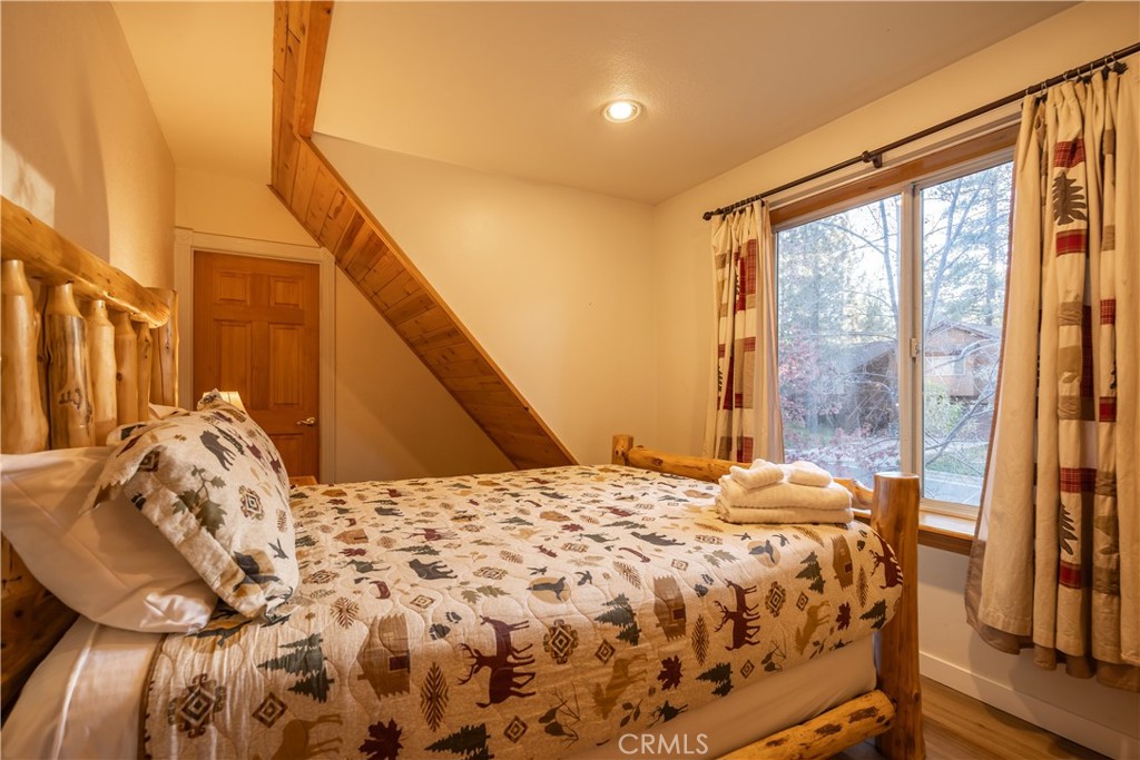 125 Starvation Flats Road