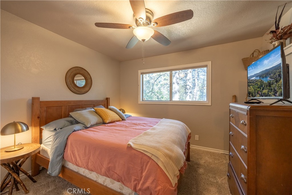 875 Sierra Vista