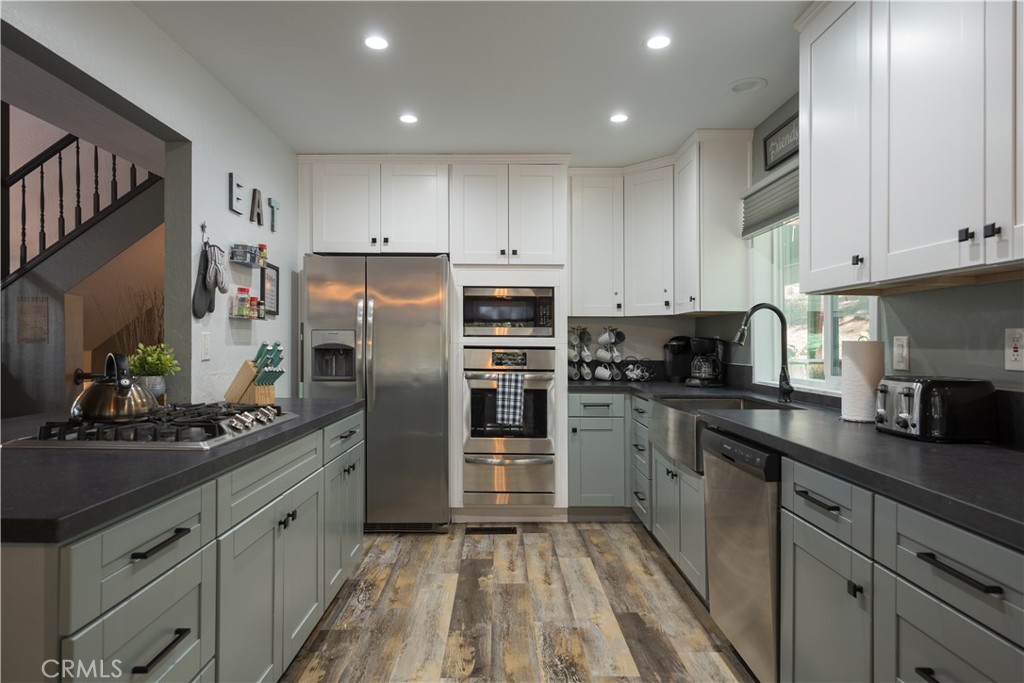 1315 Sequoia Drive
