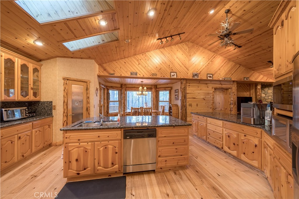 1901 State Lane