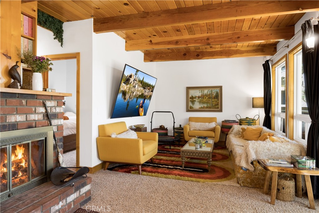 39563 Raccoon Drive