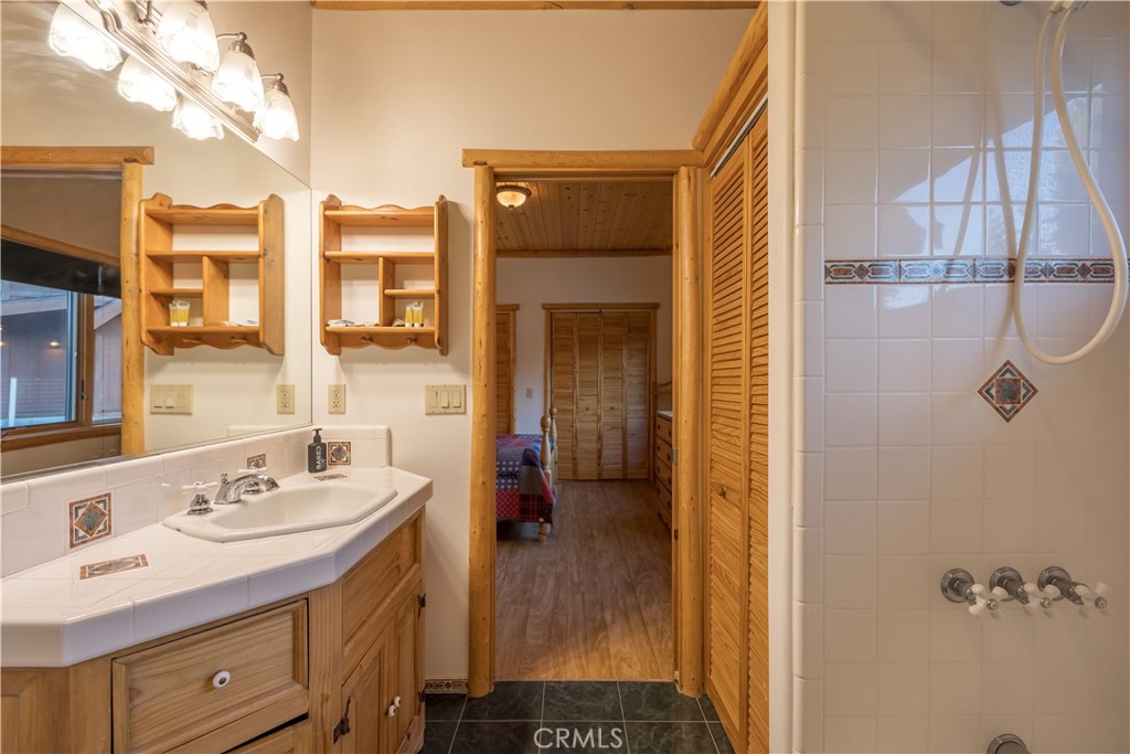 826 Boulder