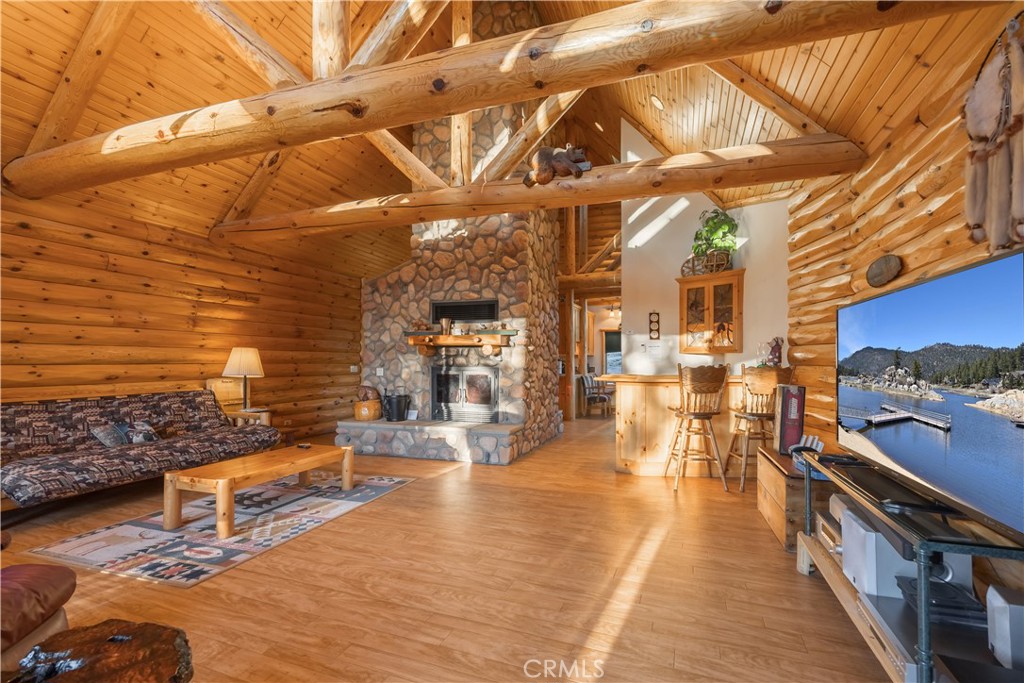 826 Boulder