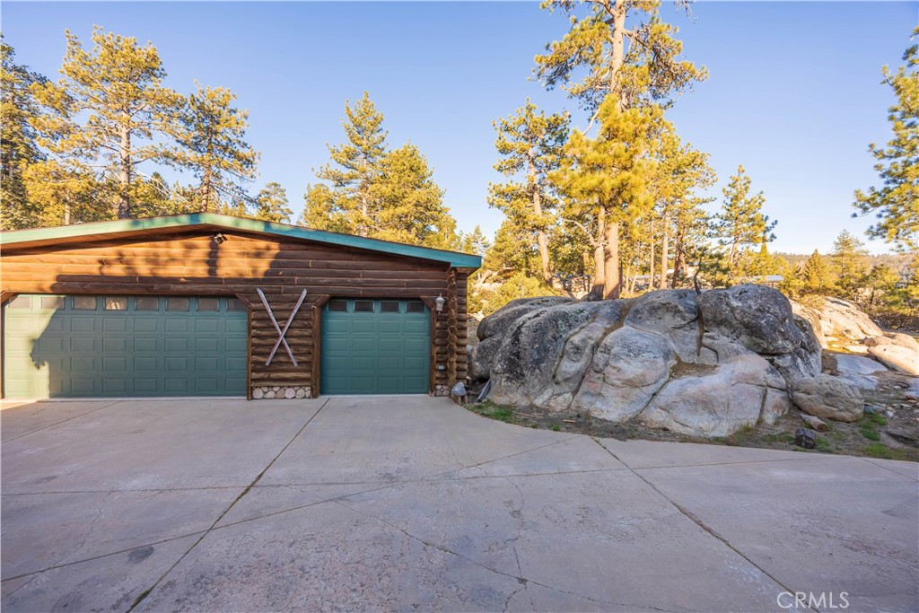 826 Boulder