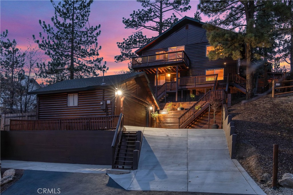 1362 Balsam Drive