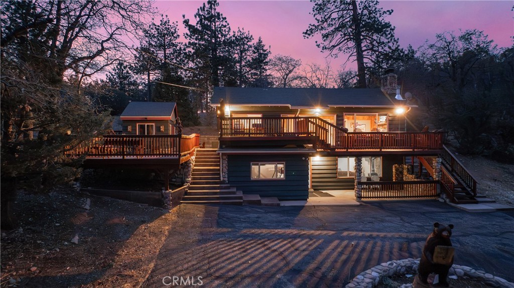 43656 Ridge Crest