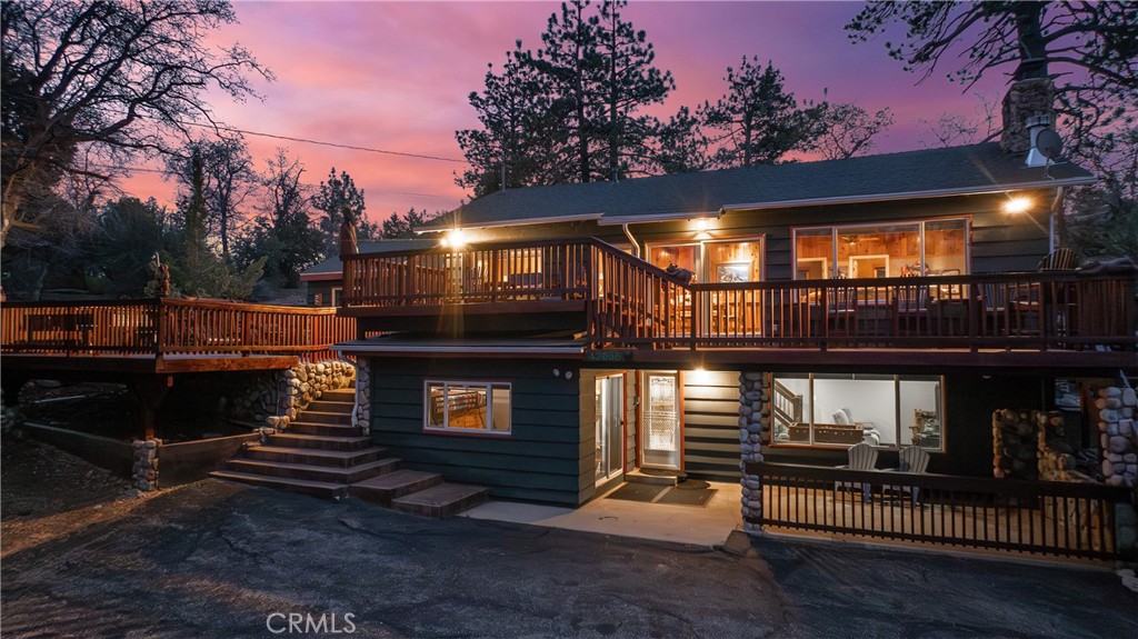 43656 Ridge Crest