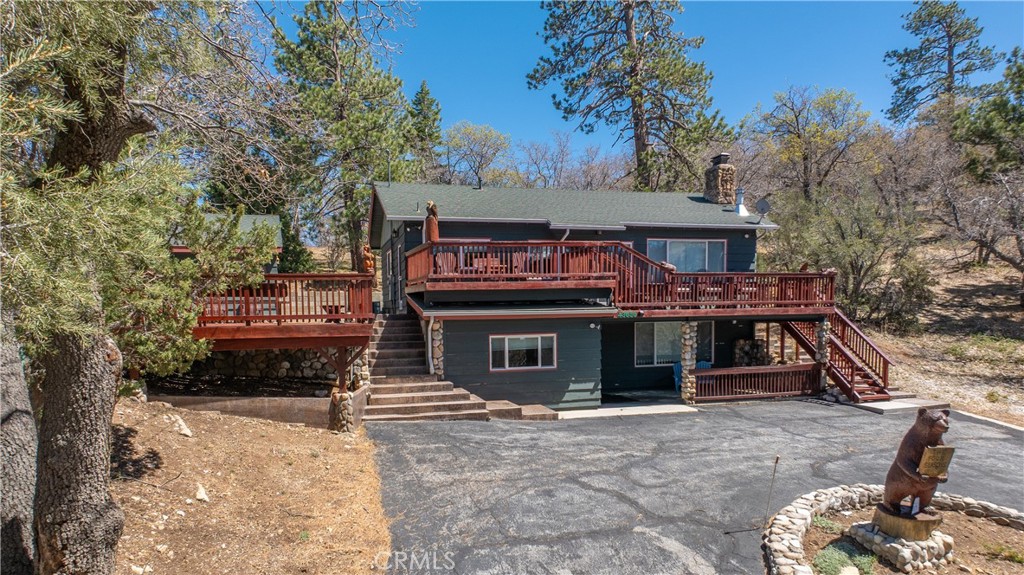 43656 Ridge Crest