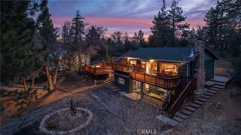 43656 Ridge Crest