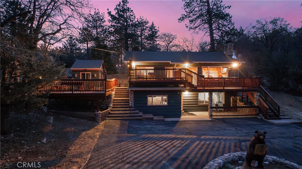 43656 Ridge Crest