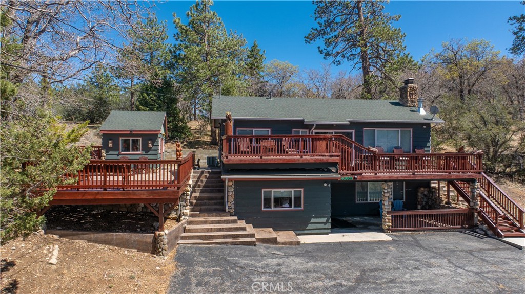 43656 Ridge Crest
