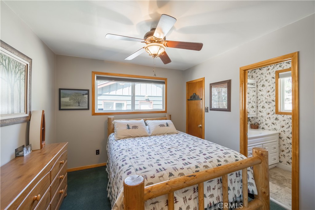43656 Ridge Crest