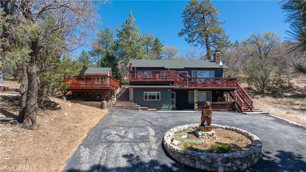 43656 Ridge Crest