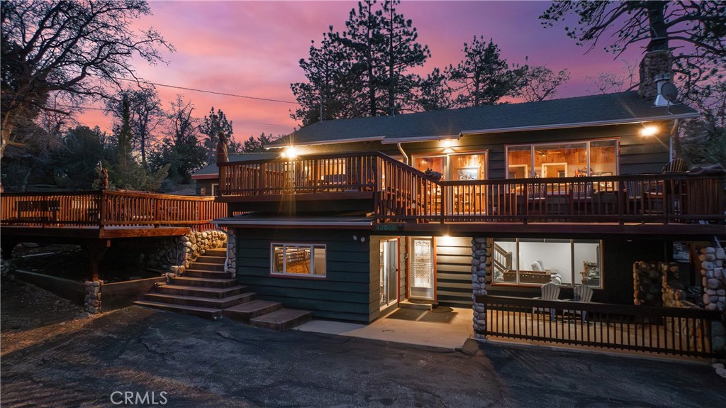 43656 Ridge Crest