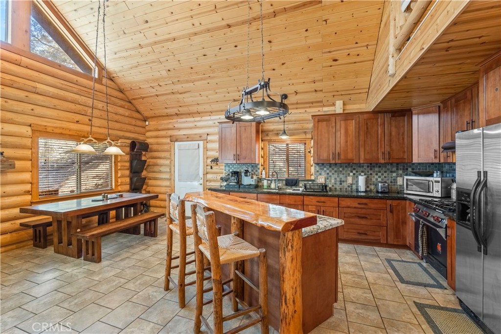 384 Saw Mill Canyon