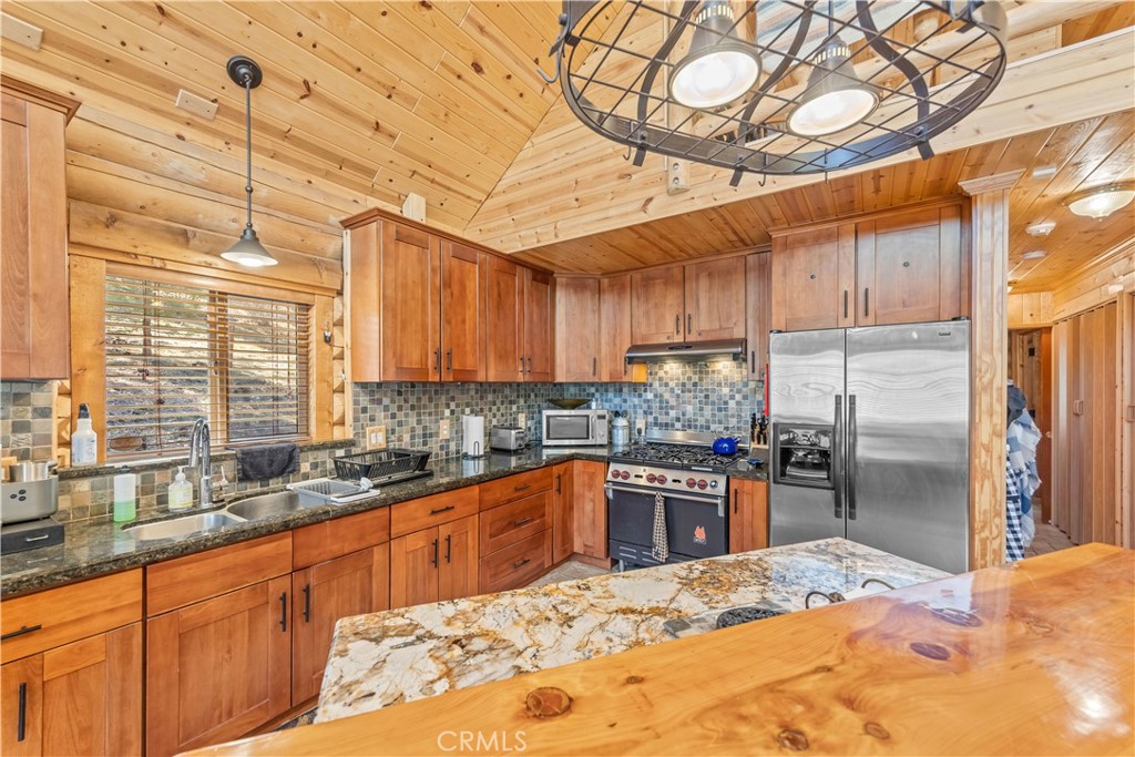 384 Saw Mill Canyon