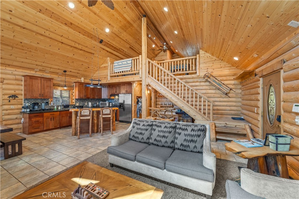 384 Saw Mill Canyon
