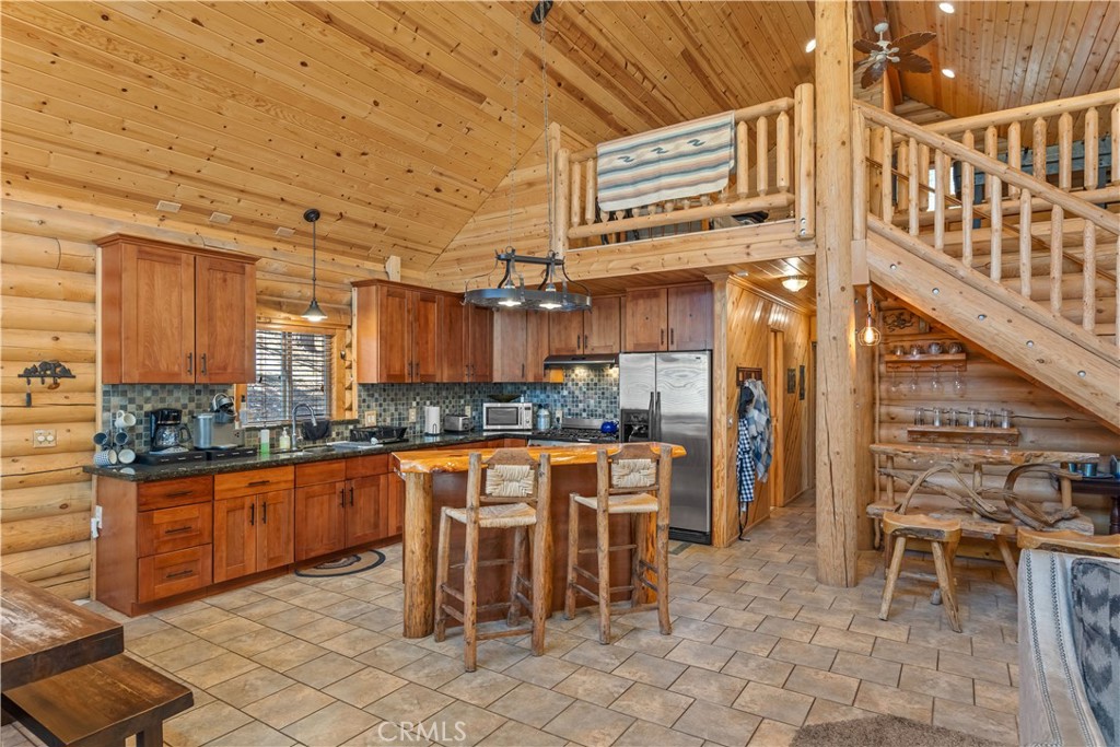 384 Saw Mill Canyon