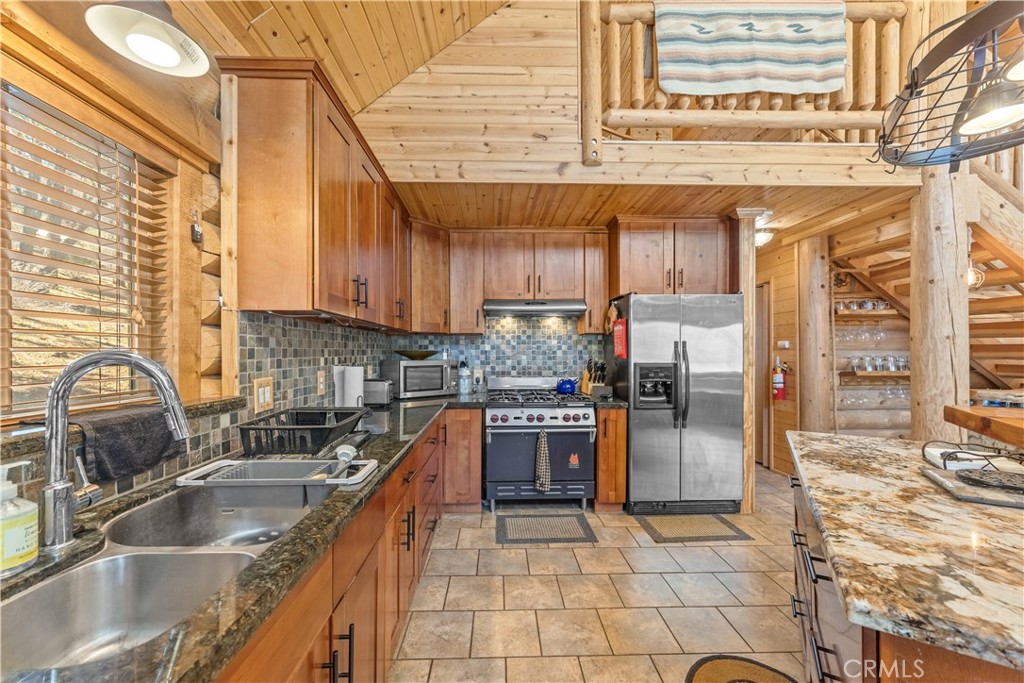 384 Saw Mill Canyon