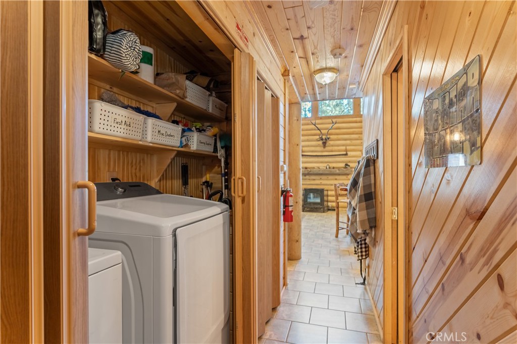 384 Saw Mill Canyon