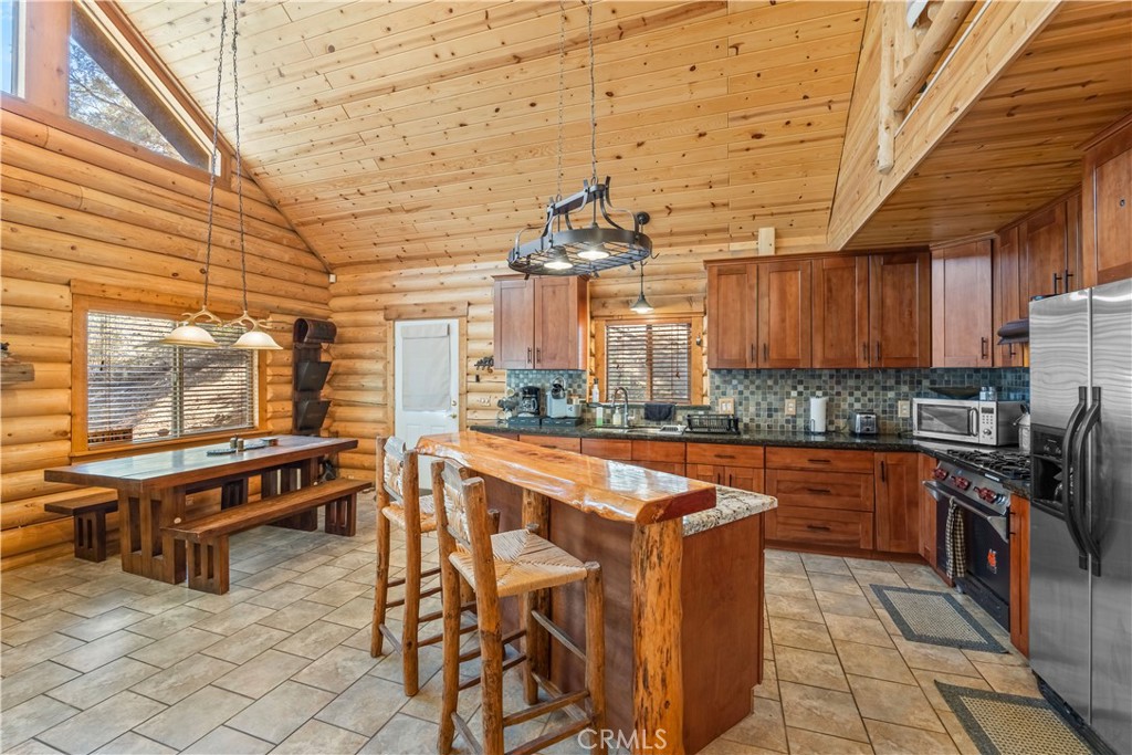 384 Saw Mill Canyon